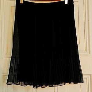 Black cache skirt size large elastic waist